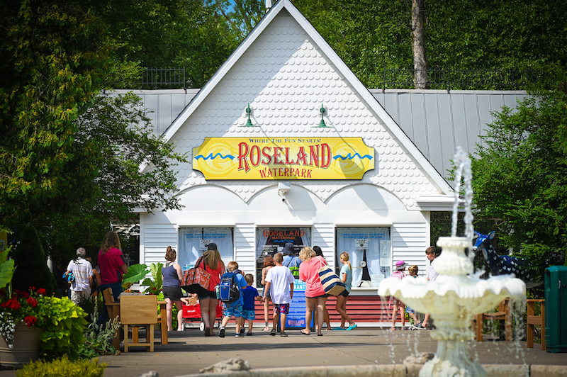 Roseland Water Park Entrance