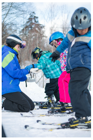 Small Skiers Learning
